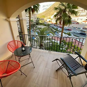  Appartement Castle Harbour Cristianos Beautiful With Pool View